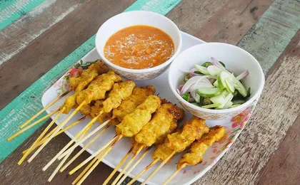 Cooking Class and Market Tour at Lanta Thai Cookery School on Koh Lanta