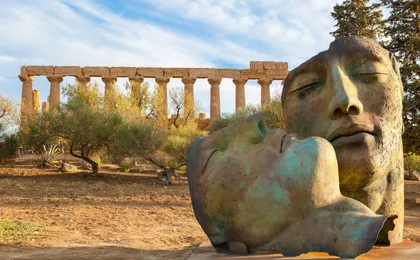 Private tour of the Valley of the Temples and Kolymbethra in Sicily