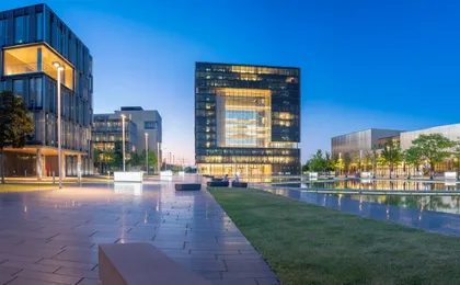 Self-guided tour of Essen via in-app e-scavenger hunt