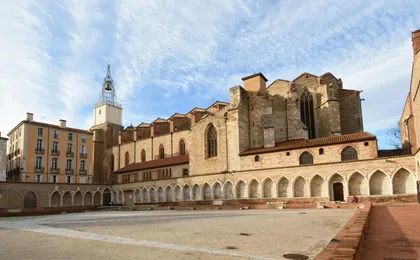 Perpignan city highlights walking tour with a local guide