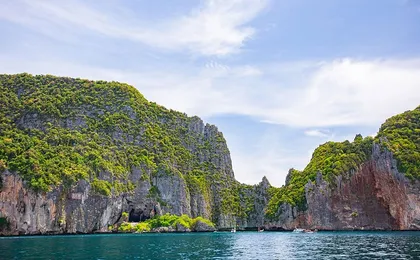 Sunrise Phi Phi + 4 Islands Trip By Speedboat From Krabi