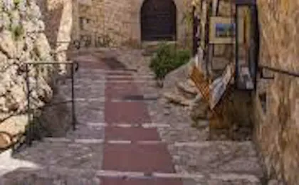 Monaco and Perched Medieval Villages shared trip from Nice