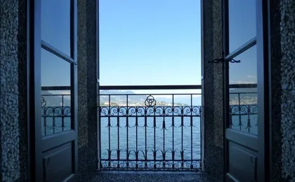 Navigation service from Stresa to Isola Madre, Isola Pescatori and Isola Bella