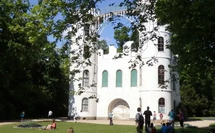 Guided bike tour from Potsdam to Berlin Wannsee