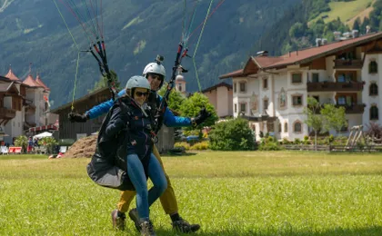 Tandem paragliding Innsbruck