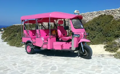 Small Group Tour of Gozo in a Tuk-Tuk