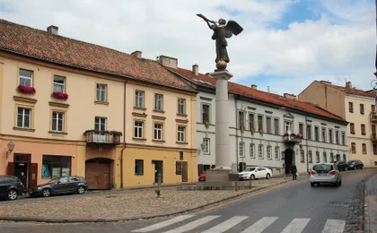 Guided tour of Vilnius' Independent Republic of Artists with a local