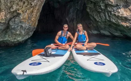 Capri caves and beaches tour on paddleboard