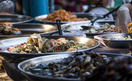 Half-day guided tour of Bangkok’s canals and Chinatown district