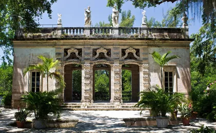 Vizcaya Museum and Gardens with transportation
