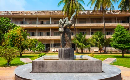 Full-day Phnompenh capital sightseeing tour