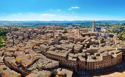 Guided walking tour of Siena