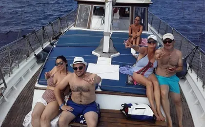 Little Venice and Agios Stefanos cruise