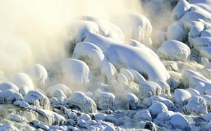 Niagara Falls night illumination tour