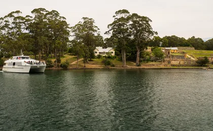 One way bus transfer from Port Arthur to Hobart