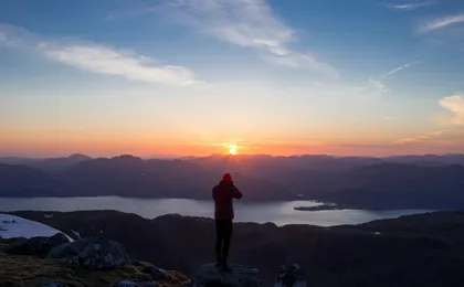 Snowdon sunrise hiking guided tour