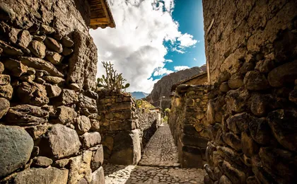 Pisac Market, Archaeological Site, and Ollantaytambo full-day private tour