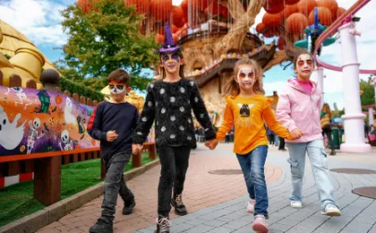Gardaland and optional SEA LIFE Aquarium entrance ticket