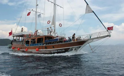 Fethiye boat cruise with lunch and transfers