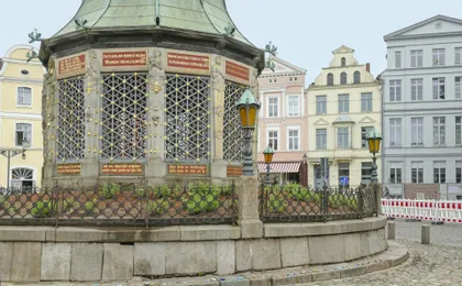Wismar best intro city walking tour with a local