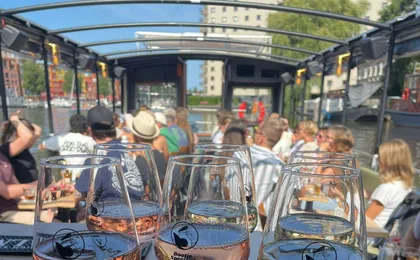 Floating terrace boat tour in Groningen