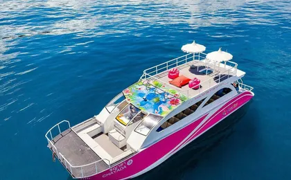 Full-day Surin Islands early bird tour by speed catamaran with optional transfers