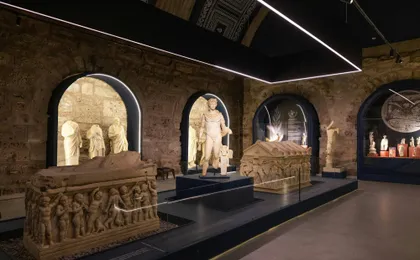 Half-day guided tour of Side with Temple of Apollo visit