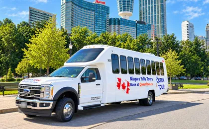 Niagara Falls small-group day tour from Toronto