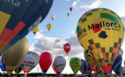 Hot Air Balloon with Transfer