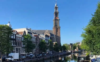 Canals of Amsterdam exploration game and tour