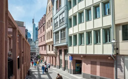 Frankfurt highlights and New Old Town walking tour