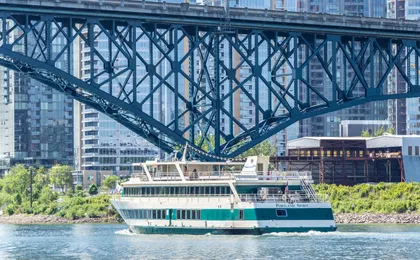 Lunch cruise on the Willamette river