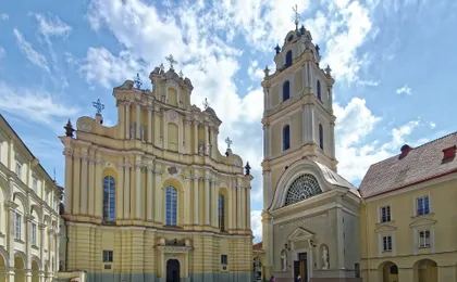 1-hour tour of Vilnius with a local as your guide