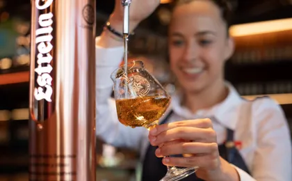 Estrella Galicia Museum guided tour with beer and cured meat tasting
