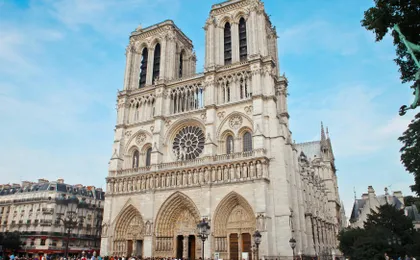 AI-Guided Walking Tour of Paris with Walky the WhatsApp Chatbot