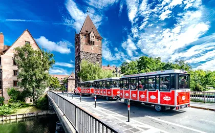 Nuremberg City Tour with the Bimmelbahn Departure from the Schönen Brunnen