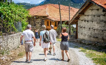 Ormana Tour including button houses and lunch