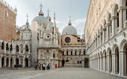 Exclusive Saint Mark's Basilica After Dark and Doge's Palace Tour