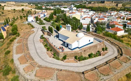 4x4 Algarve adventure with salt pans visit and local delicacy tasting