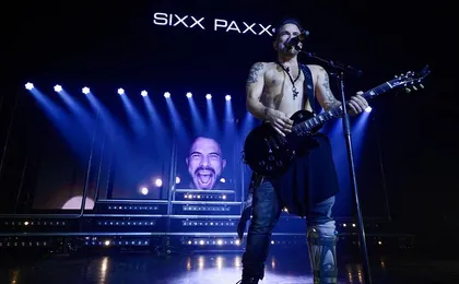 SIXX PAXX Theater Berlin