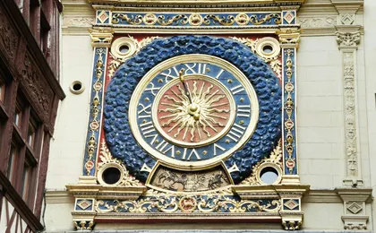 Rouen city highlights walking tour with a local guide