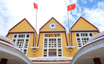 Full-day Ho Chi Minh sightseeing with cyclo ride tour