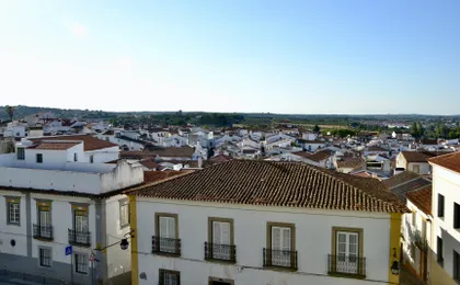 Self-guided discovery walk of Évora's cobbled streets and gardens