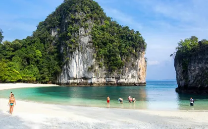 Phang Nga Bay kayak tour with sea caves