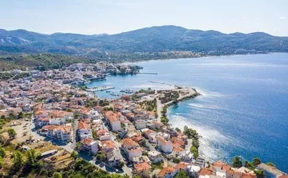 Ticket-only Halkidiki boat trip with Neos Marmaras visit, swimming and lunch