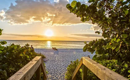 Marco island Transfer to Fort Lauderdale Airport (UP TO 14PASS)
