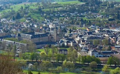 Full day nature and castle tour from Luxemburg City