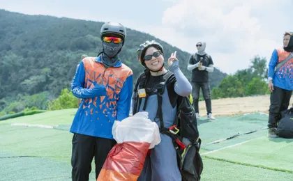 Thrilling Tandem Paragliding Adventure in Nha Trang