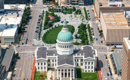 Self-Guided In-App Audio Tour to Discover St. Louis