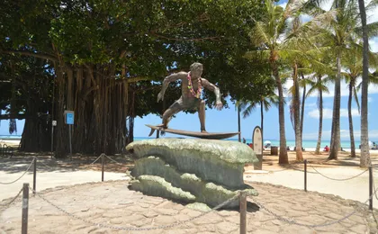 Self-guided audio walking tour of Waikiki